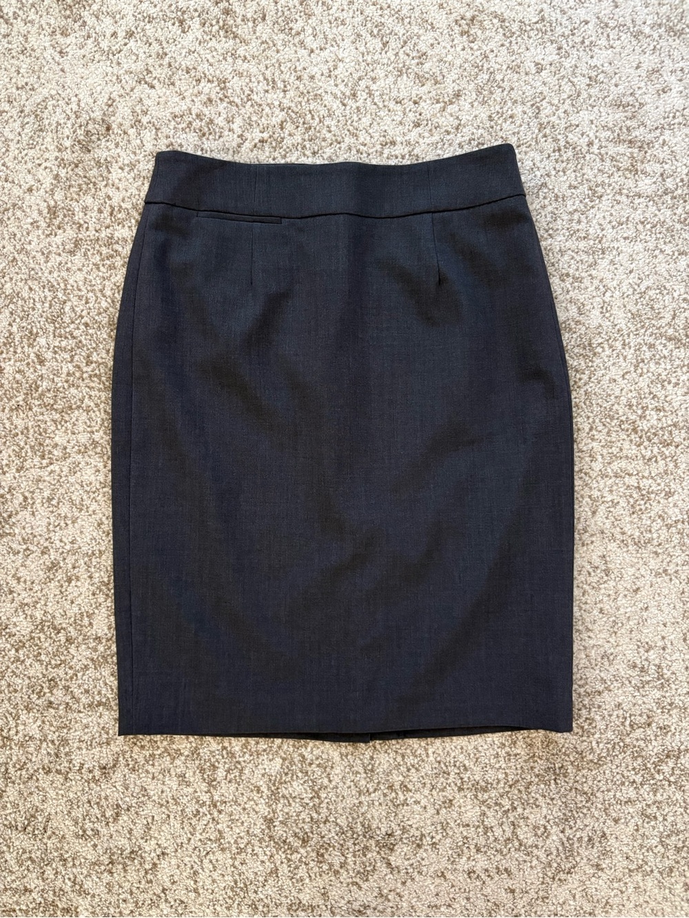Calvin Klein Grey Pencil Skirt - Sleek Professional Silhouette